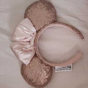 Disney pink minnie ears